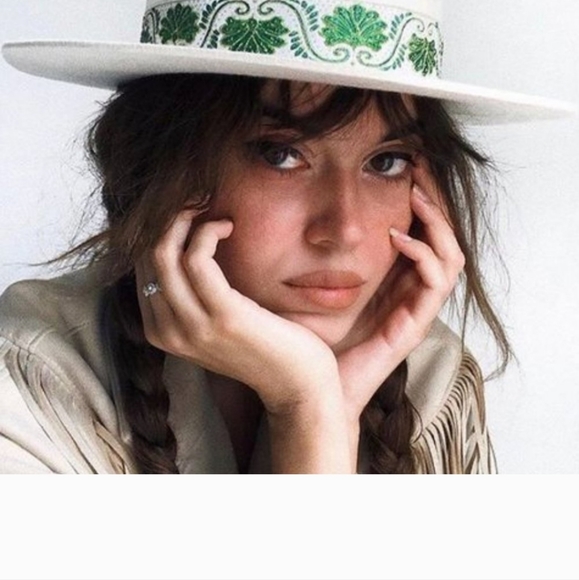 Vintage classic fedora in white ivory with embroidered  ivy green… - Picture 4 of 14